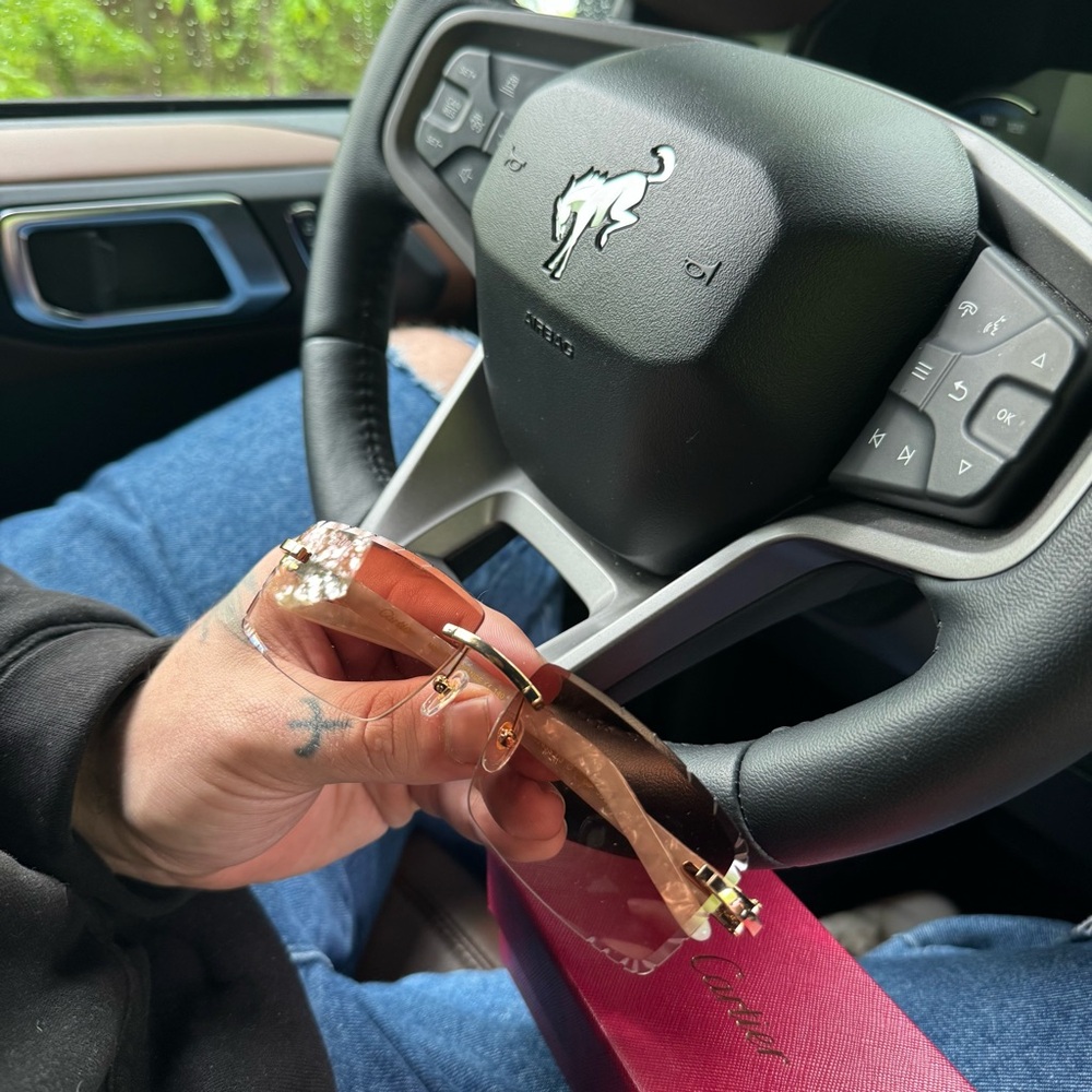 Men’s Cartier Sunglasses - Picture 4 of 5